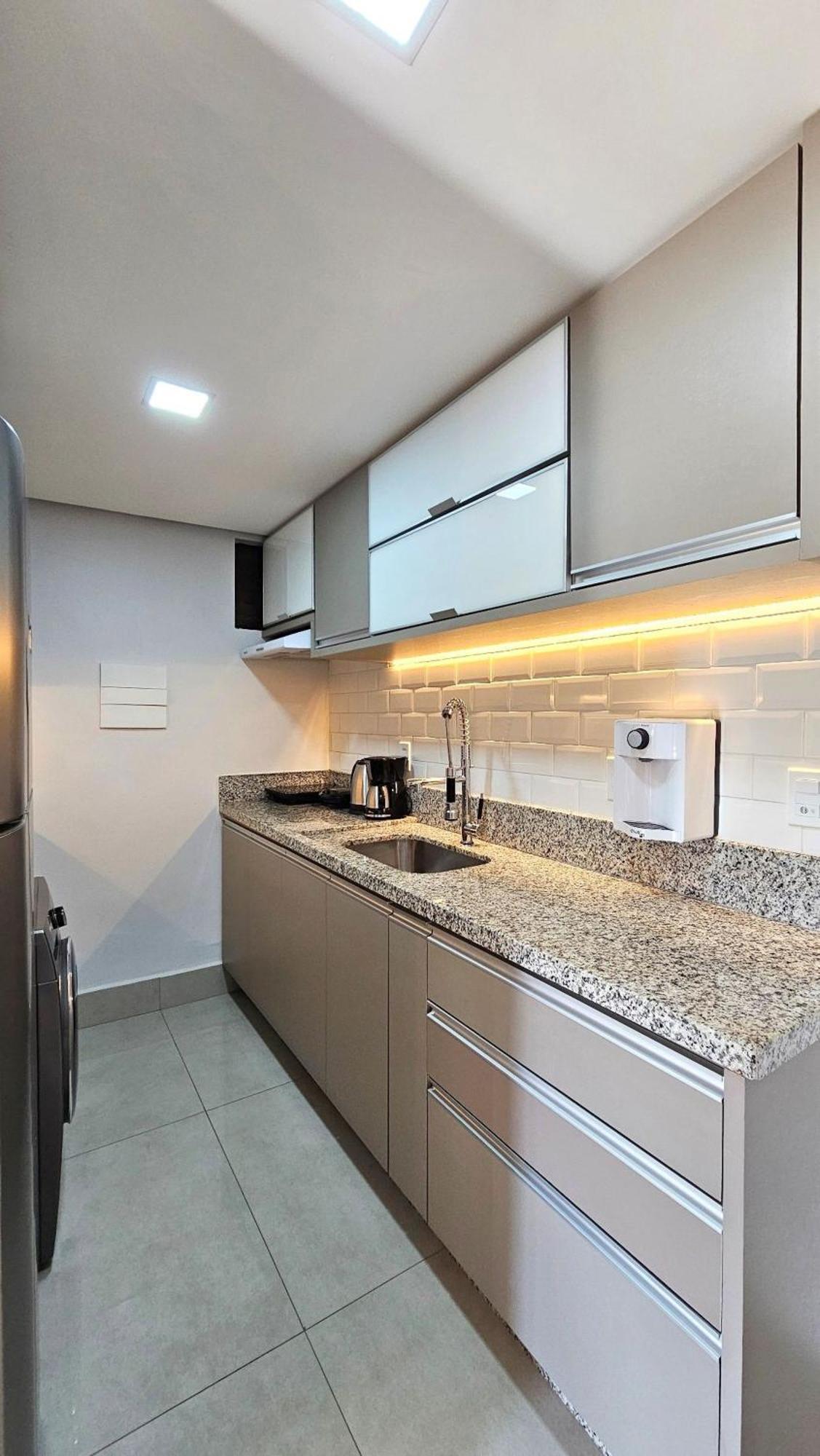 Belissimo Flat No Lake Side - Beira Lago برازيليا المظهر الخارجي الصورة